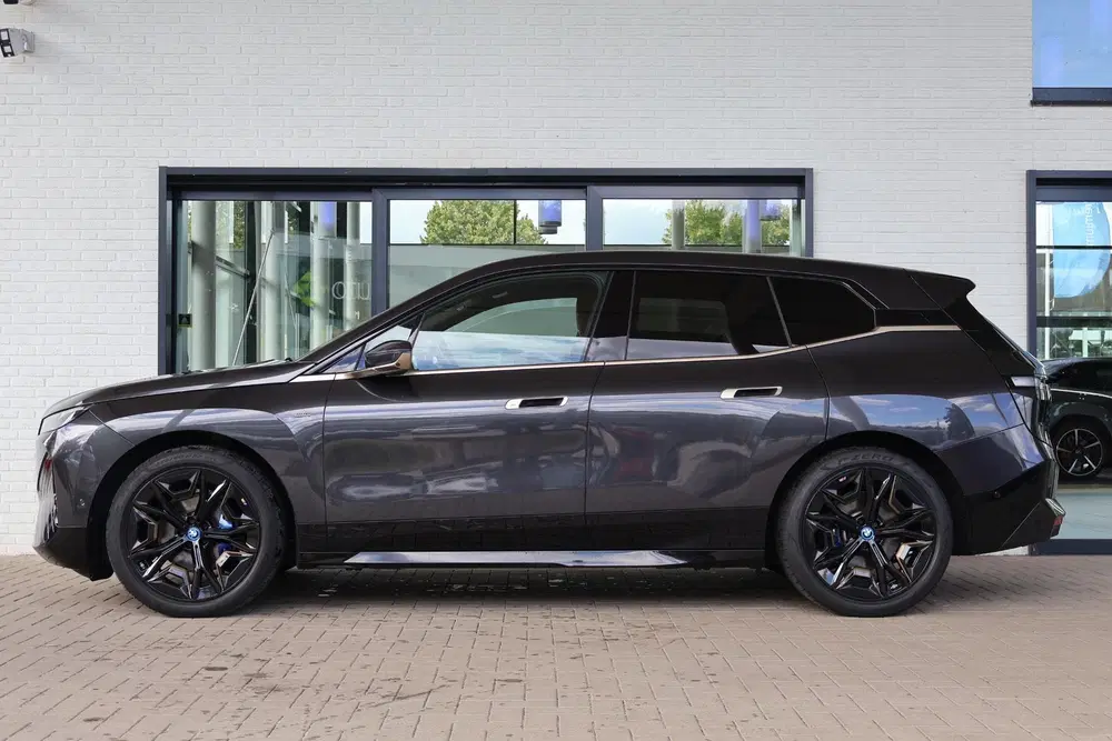 BMW iX M60 High Executive 112 kWh uit 2023, foto 6