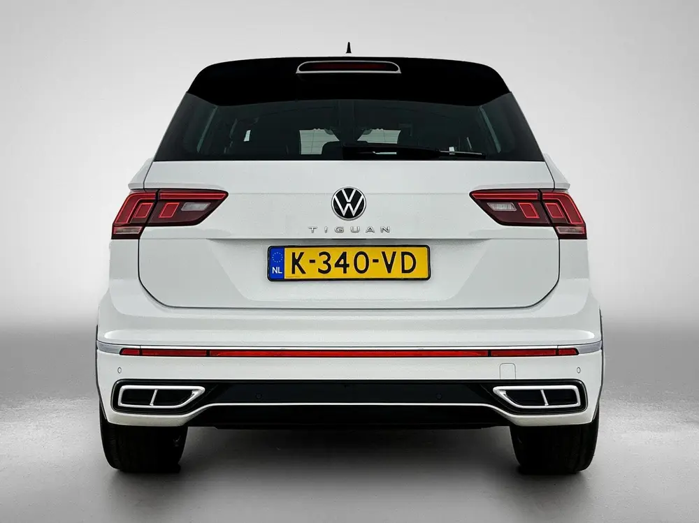 Volkswagen Tiguan 1.5 TSI R-Line | Automaat | Airco | R-line uit 2021, foto 3