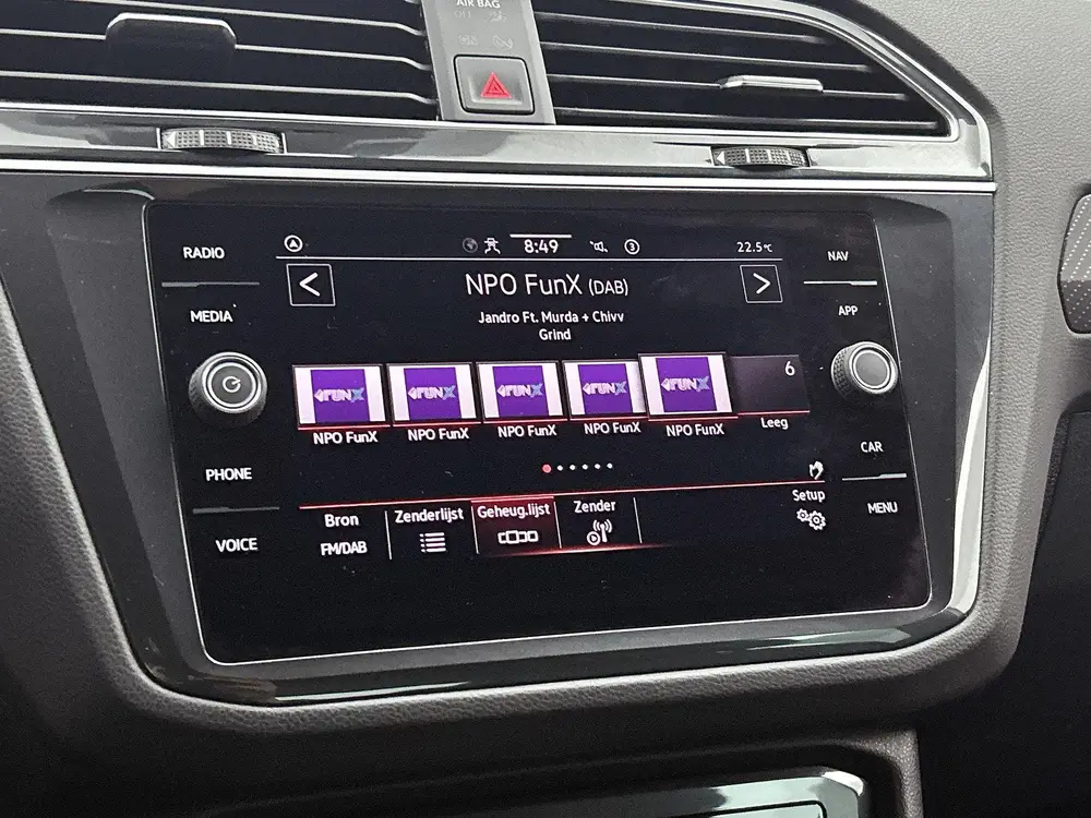 Volkswagen Tiguan 1.5 TSI R-Line | Automaat | Airco | R-line uit 2021, foto 7