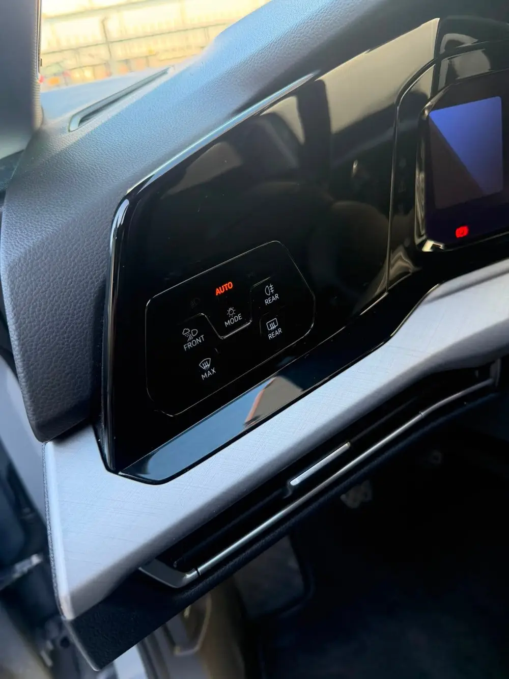 Volkswagen Golf 1.0 TSI 110pk 2021 Grijs uit 2021, foto 6