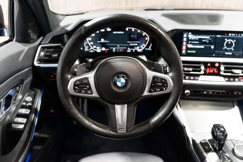 BMW 3-serie M340d xDrive High Executive PANO LEDER C uit 2020, foto 12