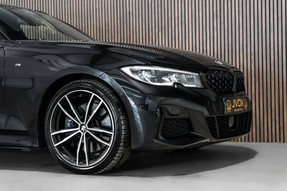 BMW 3-serie M340d xDrive High Executive PANO LEDER C uit 2020, foto 6