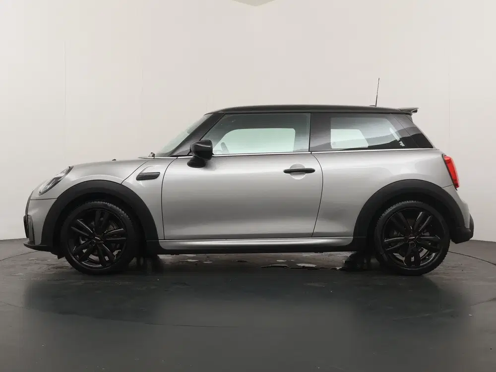Mini Cooper Cooper JCW pakket uit 2024, foto 12