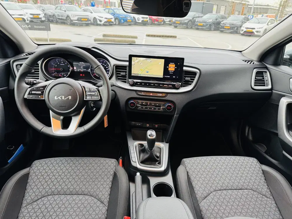 Kia Ceed 1.0 T-GDi ComfortLine Demo auto uit 2025, foto 6