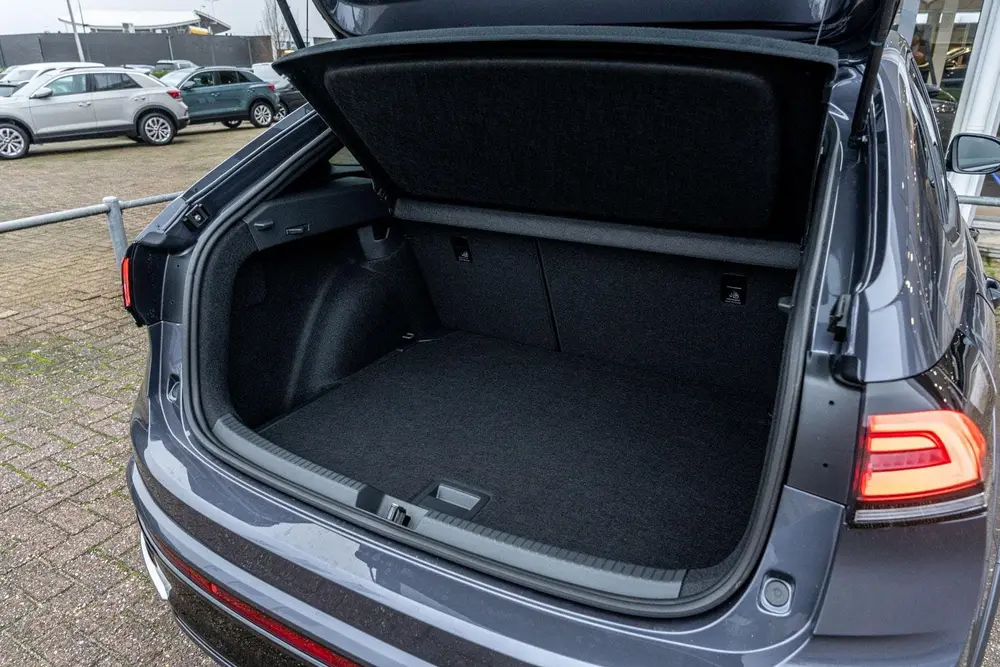 Volkswagen Taigo 1.0 TSI 116pk R-Line Edition | Achteruitrij uit 2025, foto 17
