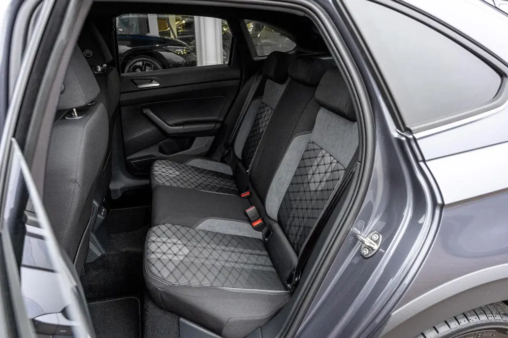 Volkswagen Taigo 1.0 TSI 116pk R-Line Edition | Achteruitrij uit 2025, foto 18
