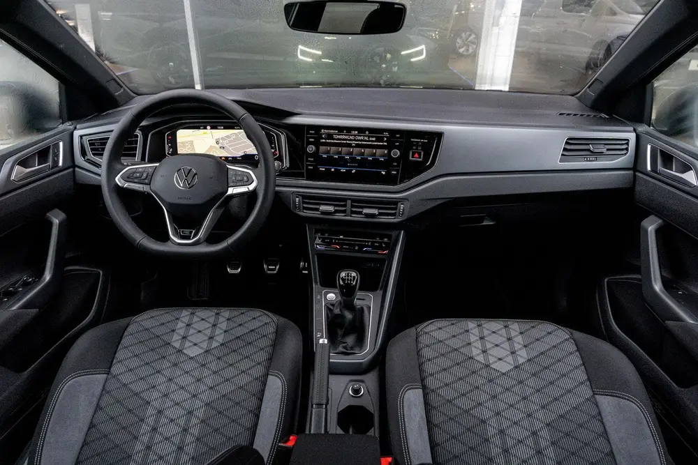 Volkswagen Taigo 1.0 TSI 116pk R-Line Edition | Achteruitrij uit 2025, foto 5