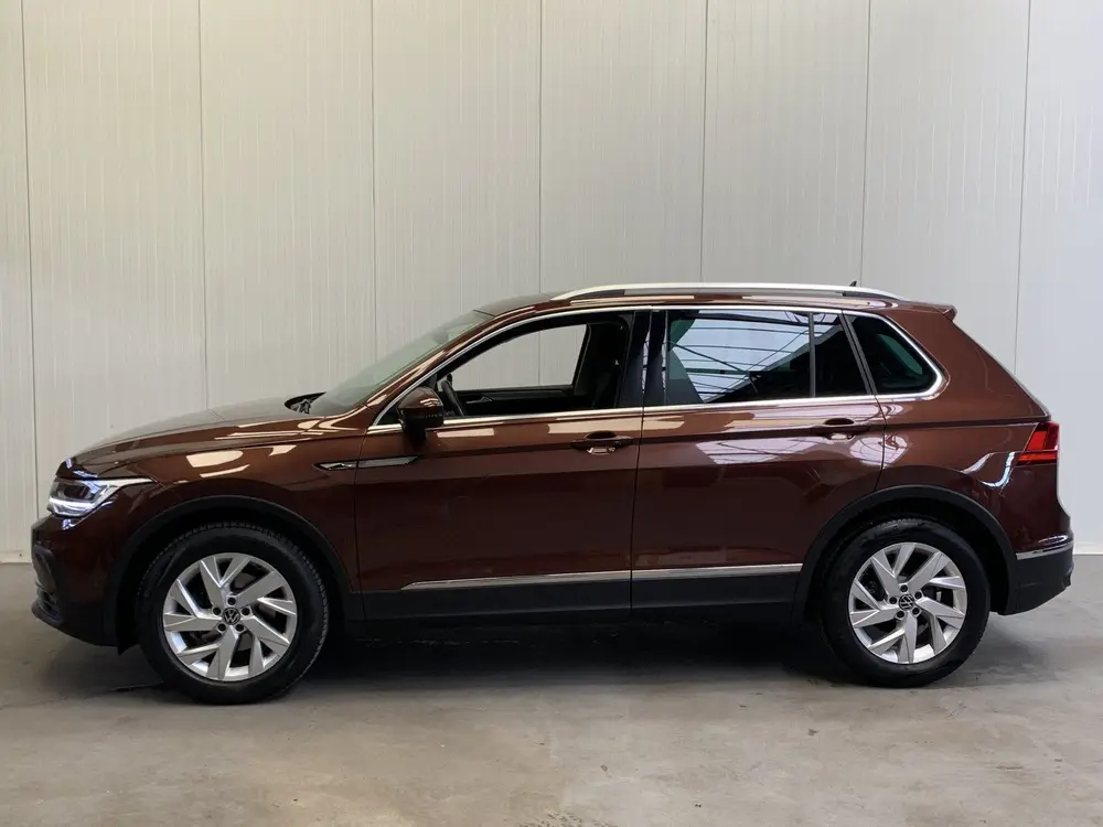 Volkswagen Tiguan 1.5 TSI Elegance NAVI-ECC-PARK ASSIST-SPOR uit 2021, foto 4