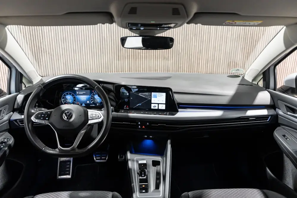 Volkswagen GOLF 1.0 eTSI Life DSG LED CAMERA PDC uit 2022, foto 12