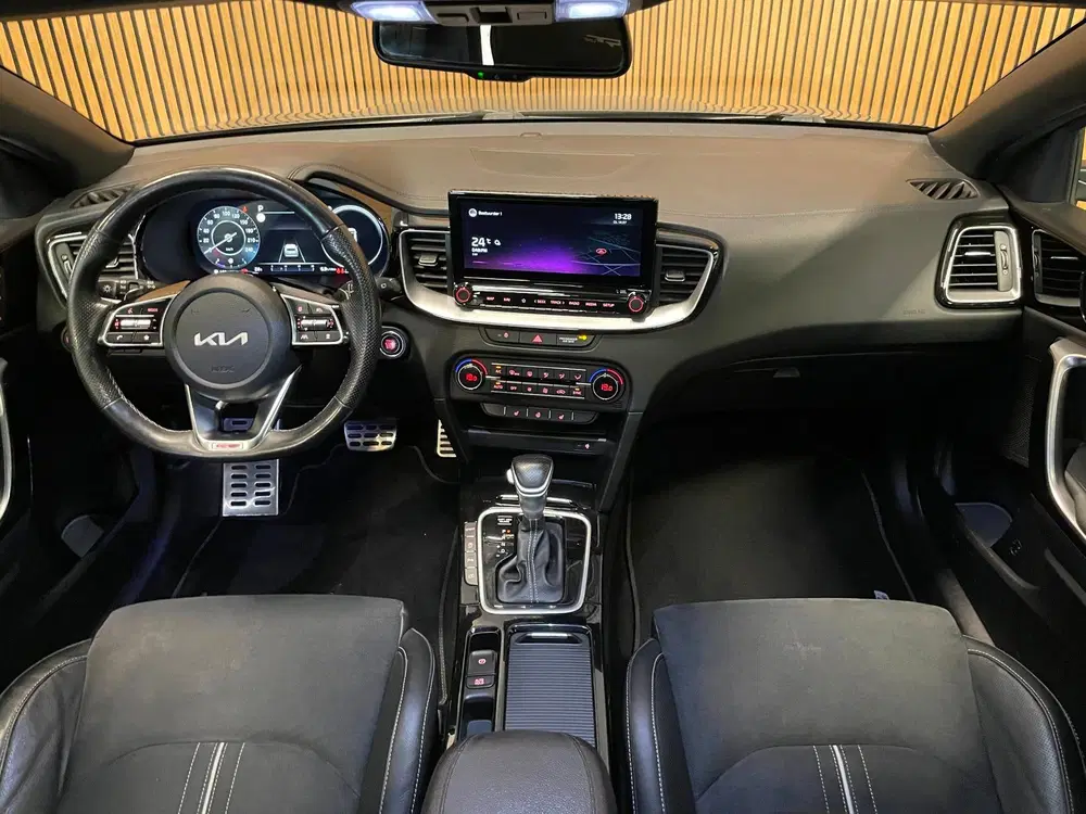 Kia ProCeed 1.5 T-GDi GT-PlusLine uit 2022, foto 8