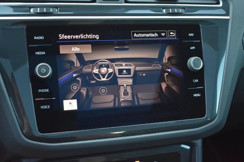 Volkswagen Tiguan 1.5 TSI R-Line Black Style | IQ.LIGHT | DE uit 2021, foto 14