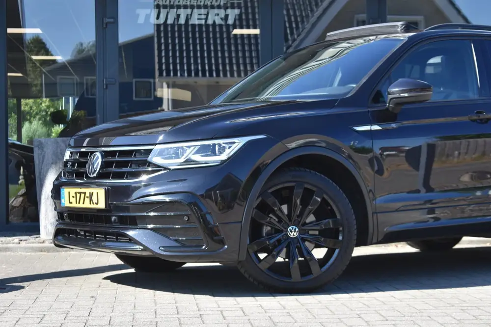 Volkswagen Tiguan 1.5 TSI R-Line Black Style | IQ.LIGHT | DE uit 2021, foto 17