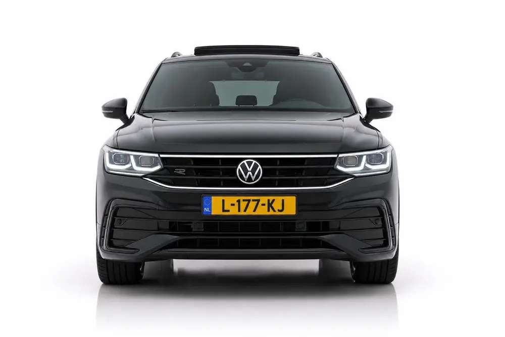 Volkswagen Tiguan 1.5 TSI R-Line Black Style | IQ.LIGHT | DE uit 2021, foto 3