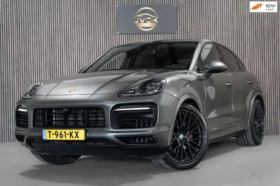 Porsche Cayenne Cayenne Coupé 3.0 E-Hybrid Platinum Editio uit 2022