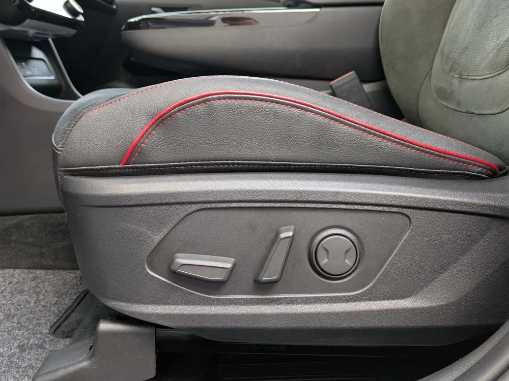 Hyundai TUCSON 1.6 T-GDI HEV N Line Sky uit 2025, foto 14