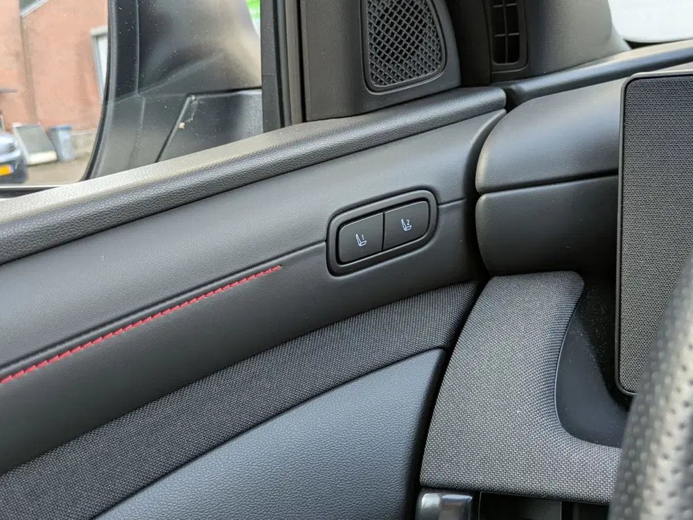 Hyundai TUCSON 1.6 T-GDI HEV N Line Sky uit 2025, foto 19