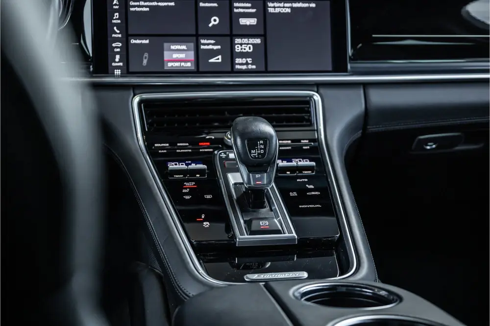 Porsche Panamera 2.9 4 E-Hybrid uit 2020, foto 18