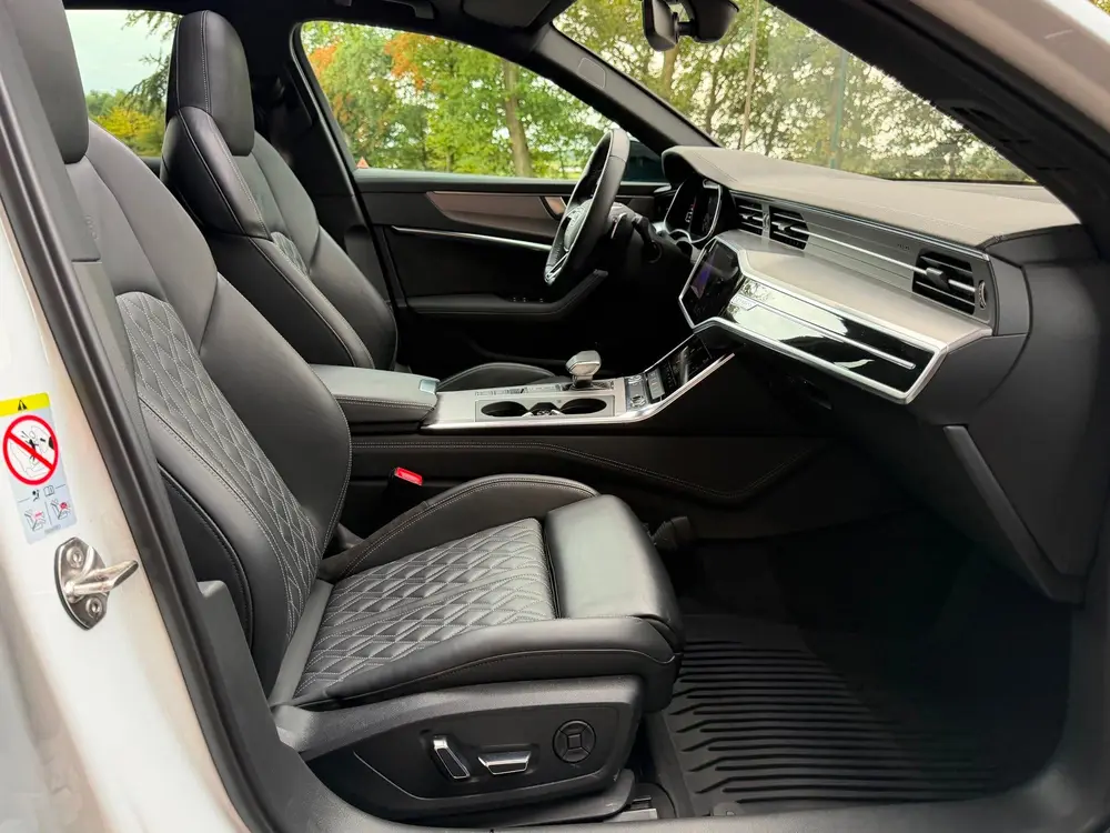 Audi A6 45 TFSI quattro S-Competition *EYECATCHER* uit 2019, foto 14