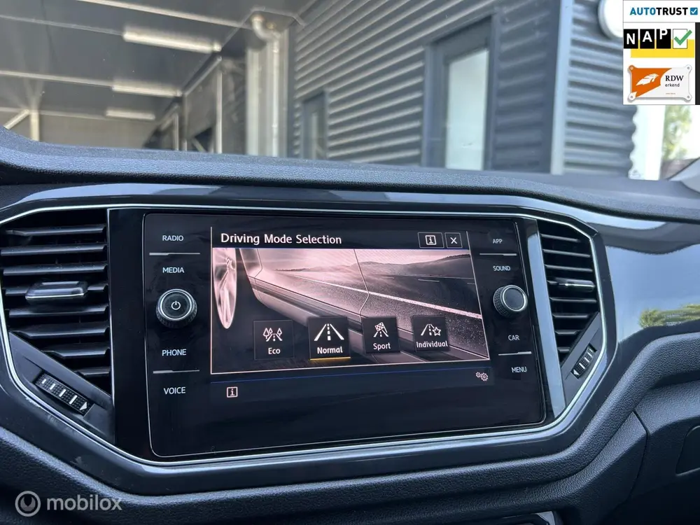 Volkswagen T-Roc 1.5 TSI Sport Business R|DSG|CRUISE CONTR| uit 2019, foto 20