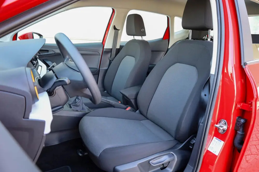 SEAT Arona 1.0 EcoTSI 95pk Reference uit 2024, foto 4
