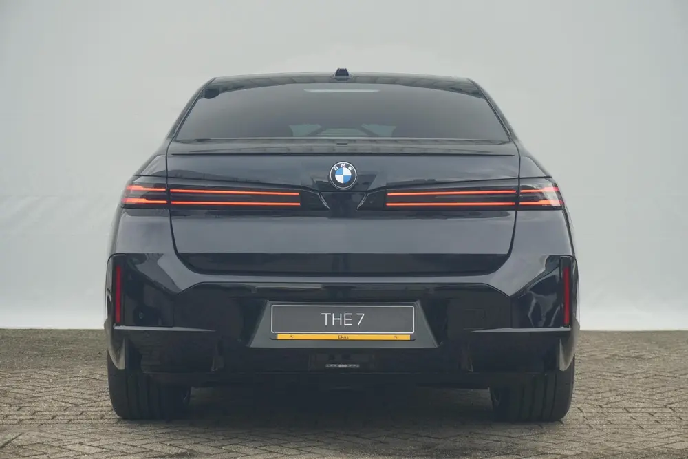 BMW i7 xDrive50 Connoisseur Pack uit 2026, foto 7