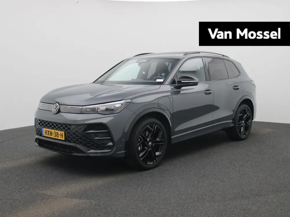 Volkswagen Tiguan 1.5 eHybrid R-Line Edition 204 PK| Origine uit 2025