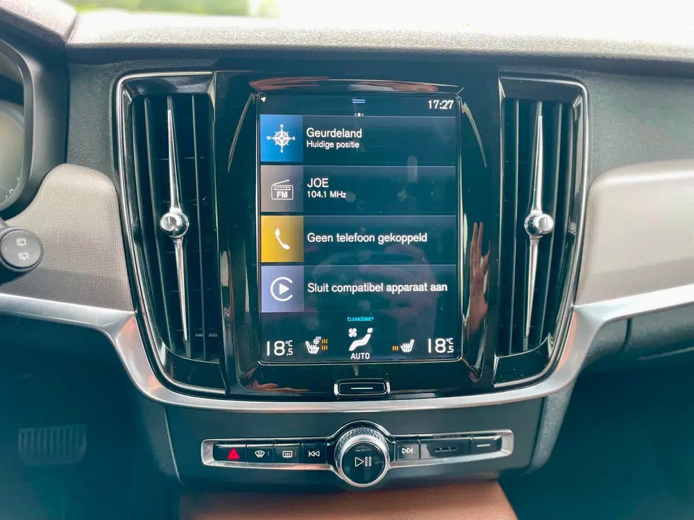 Volvo V90 2.0 T6 AWD Business Pro uit 2021, foto 20