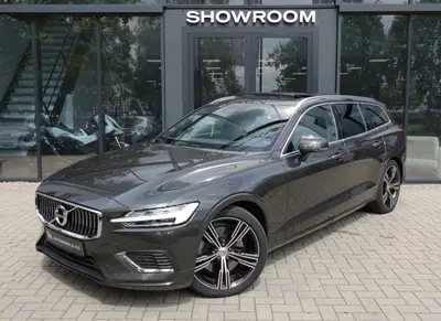 Volvo V60 2.0 T8 Twin Engine AWD Inscription PANO KE uit 2020