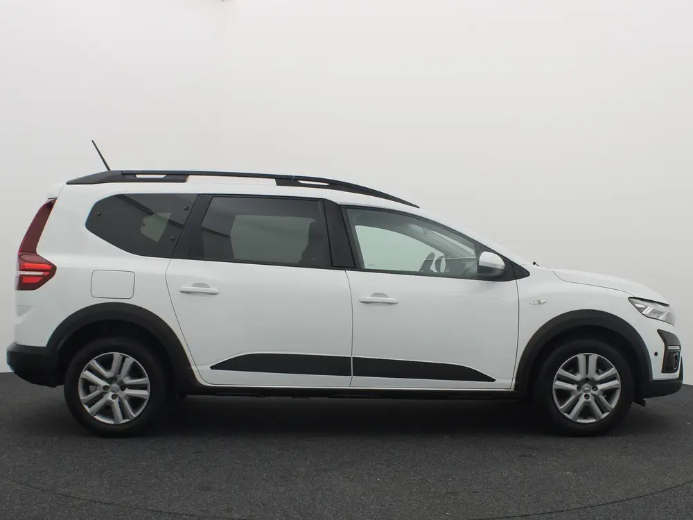 Dacia Jogger 1.0 TCe Comfort 7p. CARPLAY uit 2022, foto 15