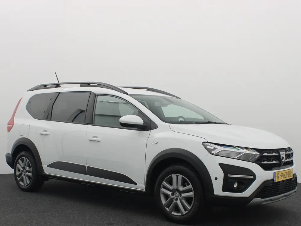 Dacia Jogger 1.0 TCe Comfort 7p. CARPLAY uit 2022, foto 16