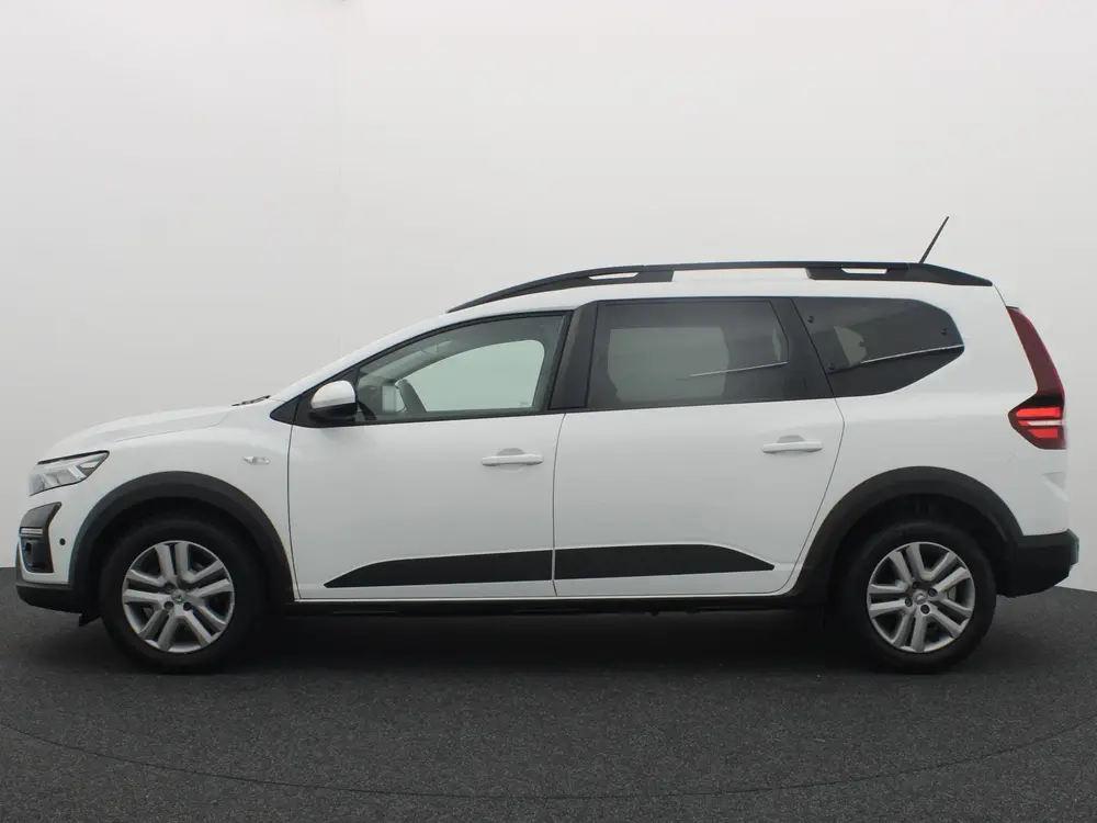 Dacia Jogger 1.0 TCe Comfort 7p. CARPLAY uit 2022, foto 2