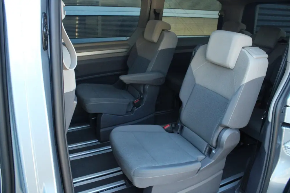 Volkswagen Multivan 1.4 218pk eHybrid L2H1 Life | SoH 96% | uit 2024, foto 6