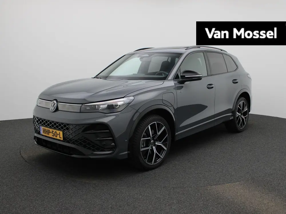 Volkswagen Tiguan 1.5 eHybrid R-Line Edition 204 PK| Origine uit 2025