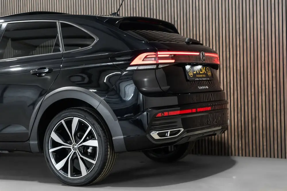 Volkswagen Taigo 1.5 TSI R-Line DSG PANO LED Keyless uit 2023, foto 9