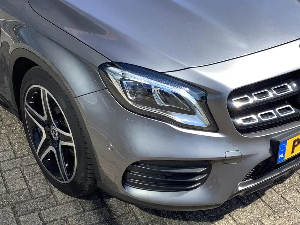 Mercedes-Benz GLA 180 Business Solution AMG Limited Panora uit 2019, foto 5