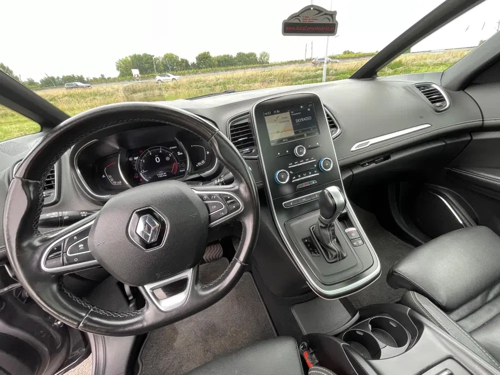Renault Grand Scenic Grand Scénic 1.3 TCe Intens 7p Aut uit 2021, foto 17