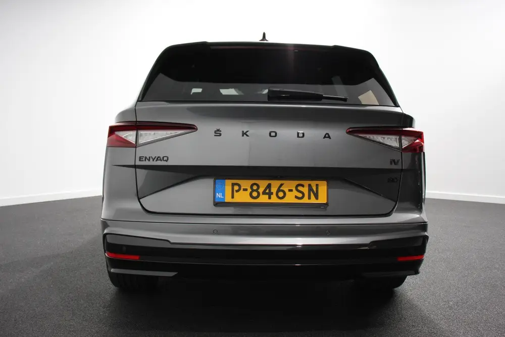 Skoda Enyaq 80 Sportline Navigatie Climate Control Cru uit 2022, foto 3
