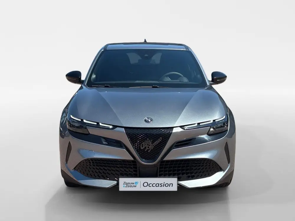 Alfa Romeo Junior Elettrica 54 kWh *Carplay*Climate Control* uit 2025, foto 2