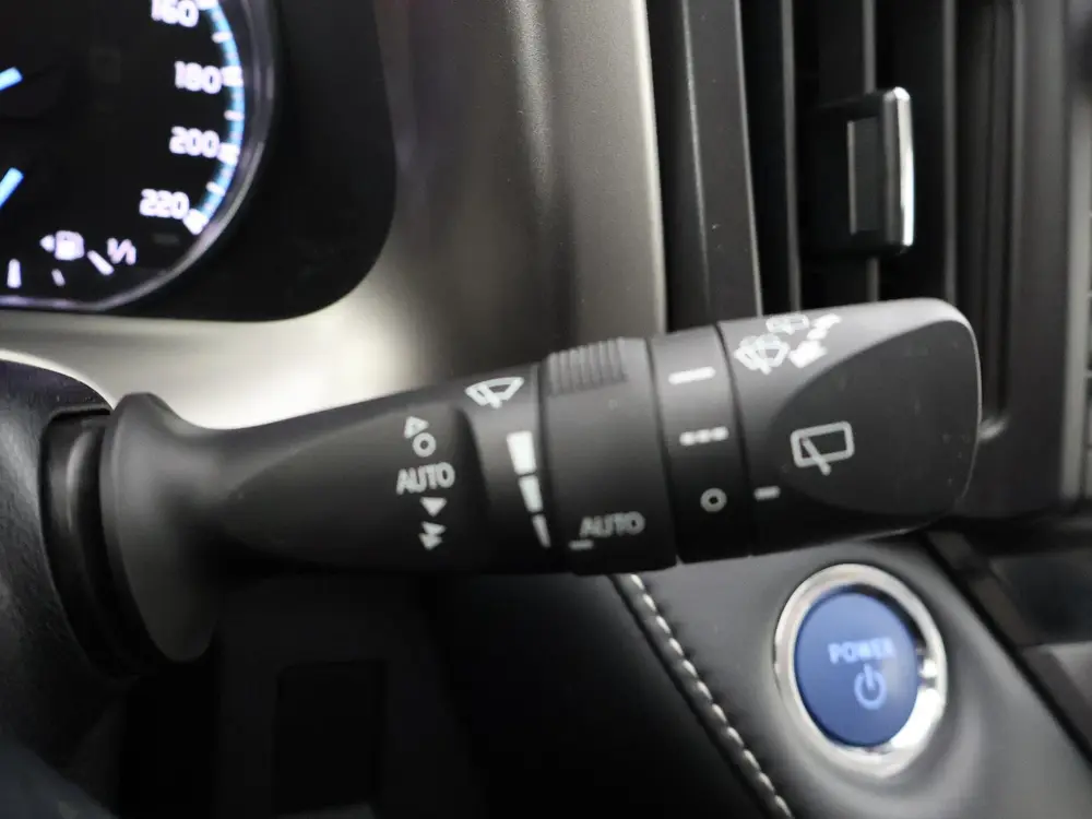 Toyota RAV4 2.5 HYBRID AWD 1650 KG TREKGEWICHT GARANTIE 2029 uit 2019, foto 20