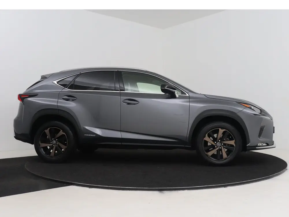 Lexus NX 300h AWD Premium | Dealer Onderhouden | Stoelverwar uit 2021, foto 12