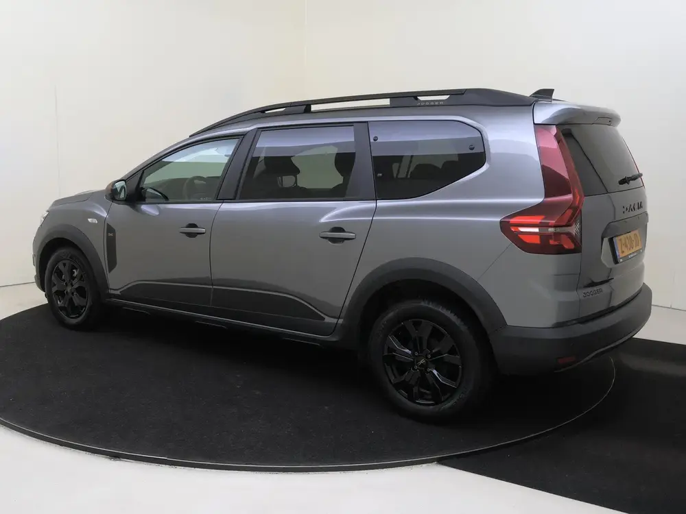 Dacia Jogger 1.0 TCe 110 Extreme 7p. uit 2024, foto 3