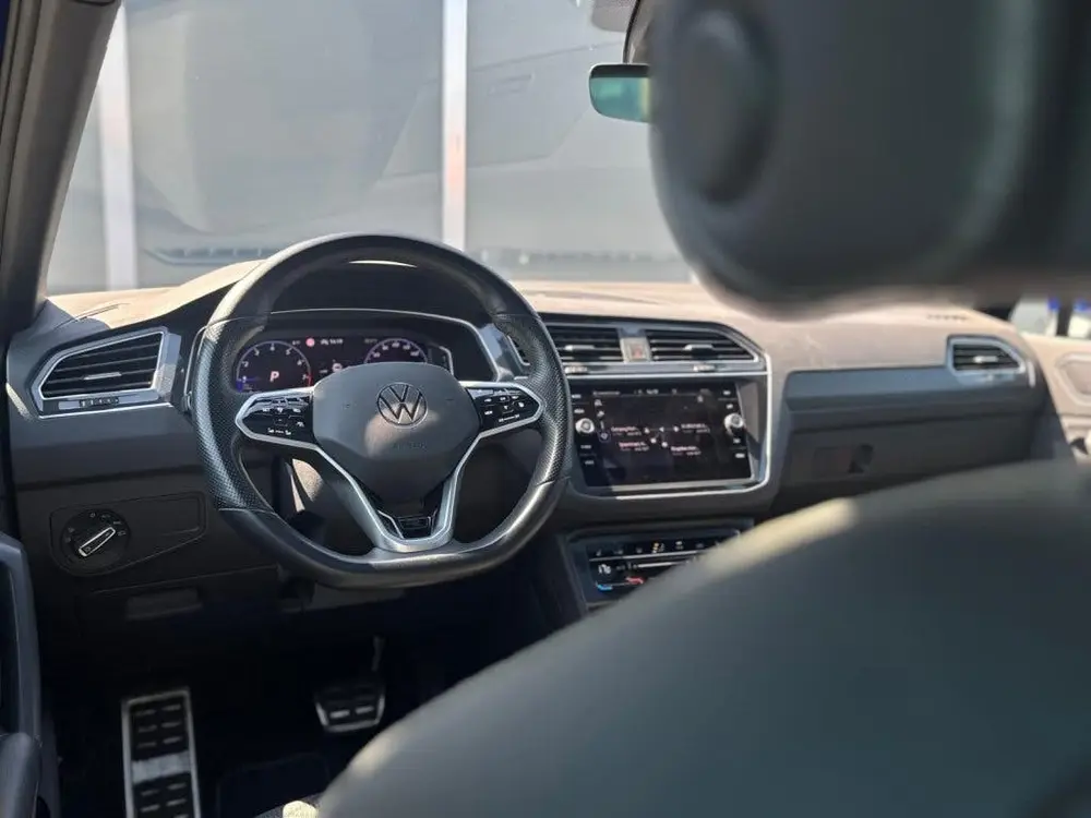 Volkswagen Tiguan 1.5TSI 150pk DSG R-Line Black Style | Pano uit 2023, foto 11