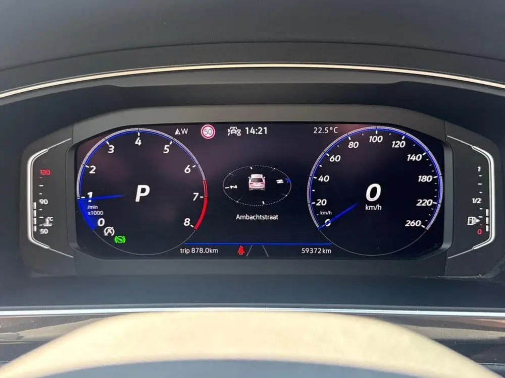 Volkswagen Tiguan 1.5TSI 150pk DSG R-Line Black Style | Pano uit 2023, foto 16