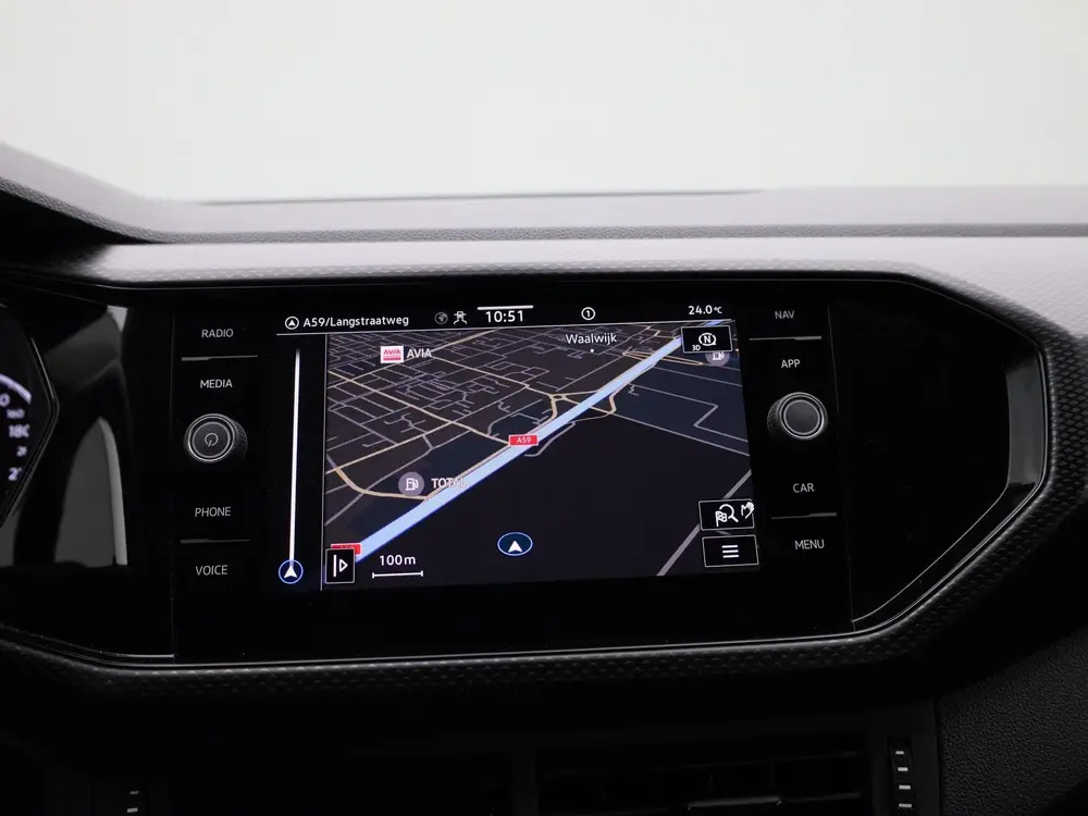Volkswagen T-Cross 1.0 TSI Life | NAVIGATIE | CAMERA | STOEL uit 2022, foto 16
