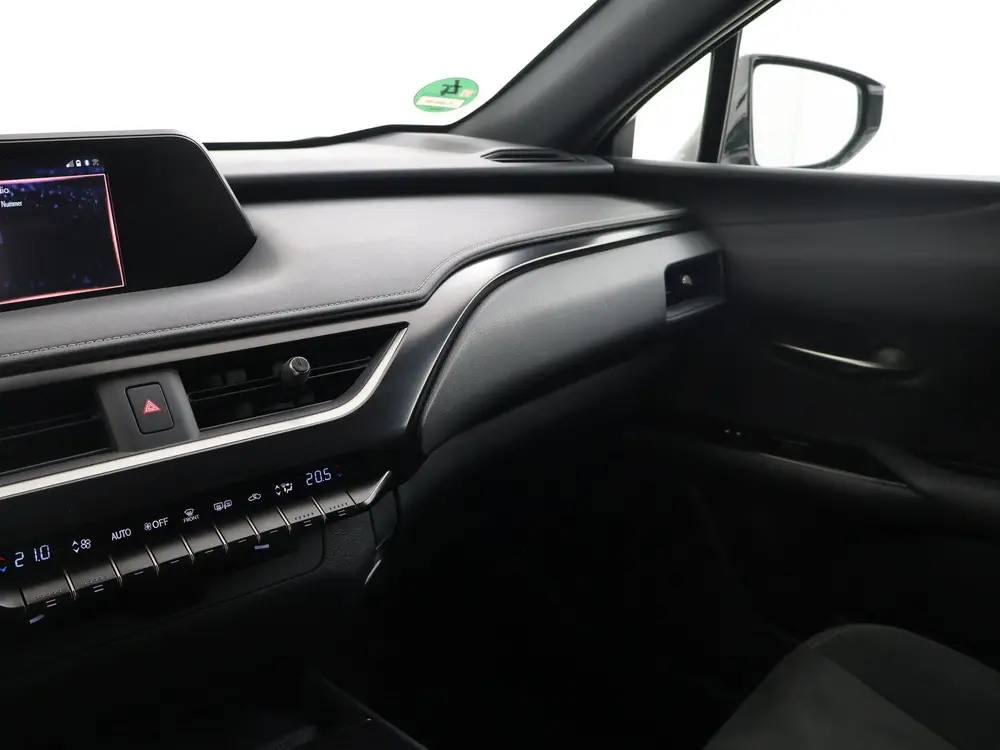 Lexus UX 250h Preference Line uit 2022, foto 10