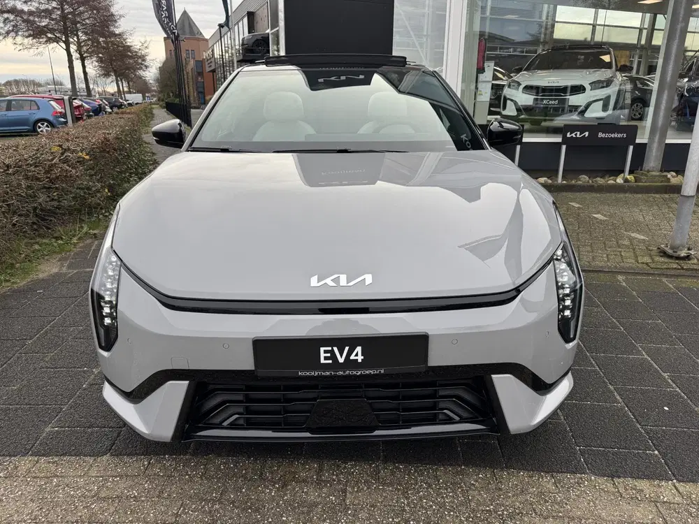 Kia EV4 GT-Line 81.4 kWh uit 2026, foto 3