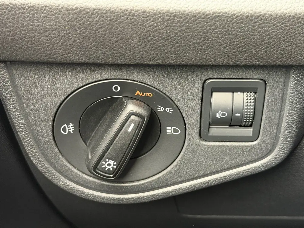 Volkswagen Polo 1.0 TSI Life | Climate | 4-Season | Stoelver uit 2025, foto 11