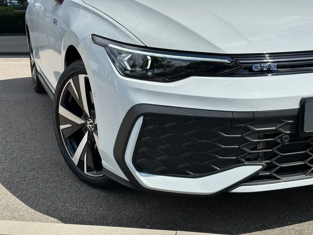 Volkswagen Golf 1.5 eHybrid GTE 272pk | Head up | Black Styl uit 2025, foto 5