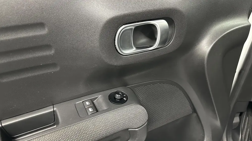 Citroën C3 Aircross Citroen C3 Aircross 1.2 PureTech S&S Feel NAVI CARPLAY CRUIS uit 2019, foto 17