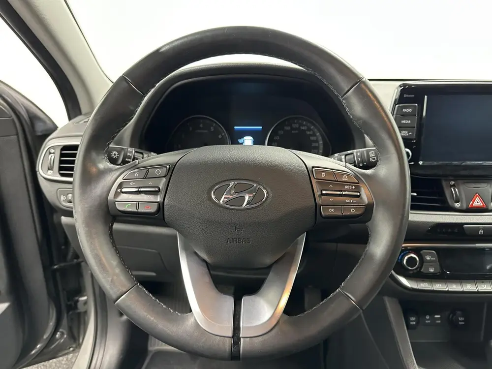 Hyundai I30 1.0 T-GDI Comfort CLIMATE CAMERA CARPLAY LM uit 2019, foto 19